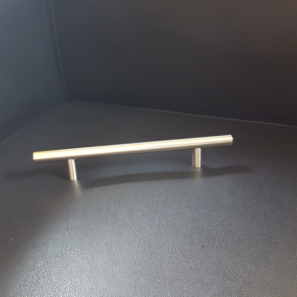 Cabinet handle or pull set of 6 in satin nickel NWOT